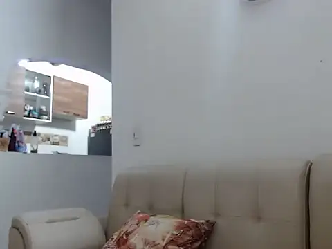 waner thom online show from April 11, 11:53 pm