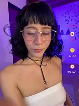 Snapshot of Capricornmystic1 chatting on April 27, 9:02 pm Capricornmystic1 online show from April 27, 9:02 pm