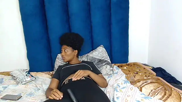 ForeverSexy  online show from February 26, 8:08 pm