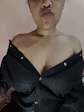 Snapshot of Talkwithsex chatting on June 4, 12:22 pm Talkwithsex online show from June 4, 12:22 pm