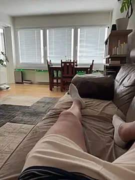 hungryMaya online show from February 8, 9:34 am