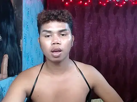 Snapshot of Pinoyebonyxxx chatting on March 26, 3:50 pm Pinoyebonyxxx online show from March 26, 3:50 pm