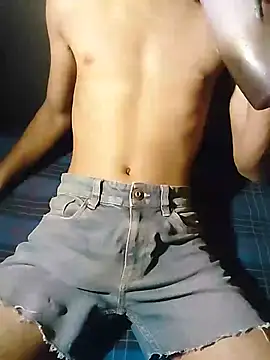 Snapshot of vihan_roy chatting on May 10, 6:13 pm vihan roy online show from May 10, 6:13 pm