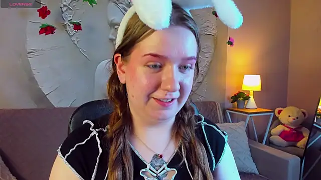 RachelDiRose online show from March 12, 3:18 pm