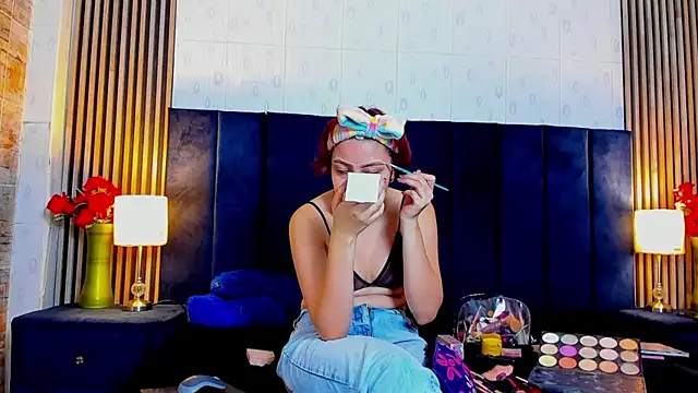 Snapshot of AnnyAndDimitry chatting on February 7, 12:20 pm AnnyAndDimitry online show from February 7, 12:20 pm