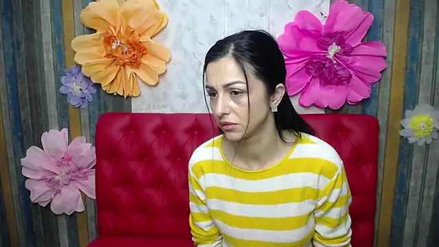 Snapshot of EvaClarkk chatting on April 14, 5:13 am EvaClarkk online show from April 14, 5:13 am