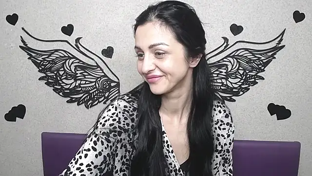 Snapshot of EvaClarkk chatting on April 23, 12:29 pm EvaClarkk online show from April 23, 12:29 pm
