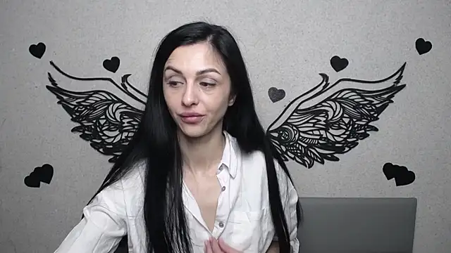 Snapshot of EvaClarkk chatting on May 11, 5:35 am EvaClarkk online show from May 11, 5:35 am