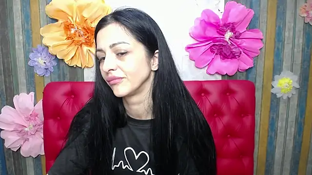 Snapshot of EvaClarkk chatting on May 12, 8:00 am EvaClarkk online show from May 12, 8:00 am
