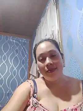 Snapshot of May_Bombs chatting on May 26, 1:07 pm May Bombs online show from May 26, 1:07 pm