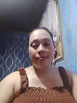 Snapshot of May_Bombs chatting on May 29, 5:16 am May Bombs online show from May 29, 5:16 am