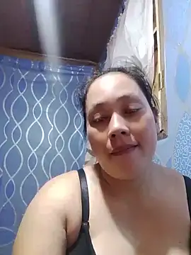 May Bombs online show from August 4, 5:43 am
