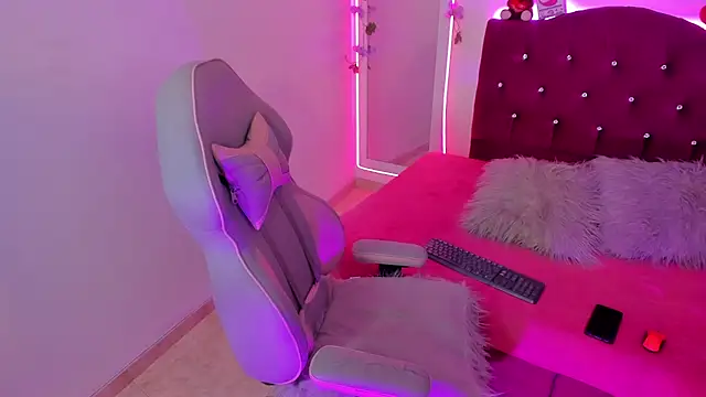 Sweetx  cherry online show from February 12, 1:17 pm