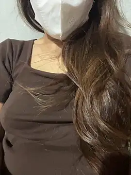 Snapshot of Miu_Xinh chatting on June 7, 6:11 pm Miu Xinh online show from June 7, 6:11 pm