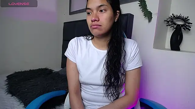 Snapshot of Julieta_Parker chatting on July 10, 2:16 am Julieta Parker online show from July 10, 2:16 am