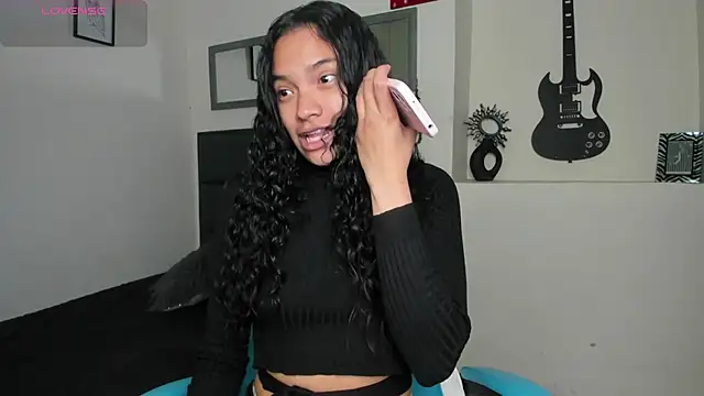 Snapshot of Julieta_Parker chatting on July 26, 8:49 pm Julieta Parker online show from July 26, 8:49 pm