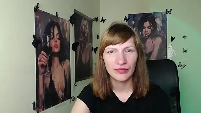 Snapshot of Rosalinda_ro chatting on June 8, 6:03 am Rosalinda ro online show from June 8, 6:03 am