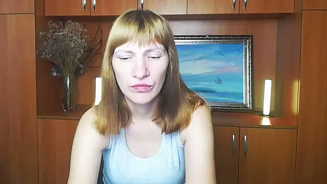 Snapshot of Rosalinda_ro chatting on July 14, 6:40 am Rosalinda ro online show from July 14, 6:40 am
