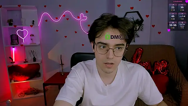 Snapshot of martin_neil chatting on March 1, 8:22 pm martin neil online show from March 1, 8:22 pm