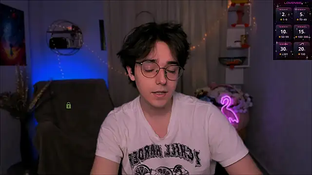 Snapshot of martin_neil chatting on March 7, 8:17 pm martin neil online show from March 7, 8:17 pm