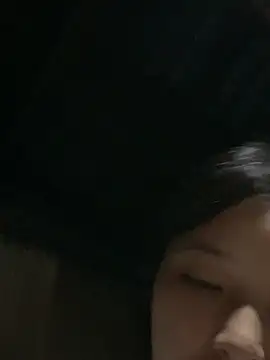 Snapshot of Suzu_xx01 chatting on July 7, 5:50 pm Suzu xx01 online show from July 7, 5:50 pm