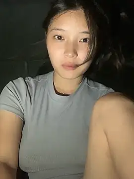 Snapshot of Suzu_xx01 chatting on July 27, 4:36 pm Suzu xx01 online show from July 27, 4:36 pm