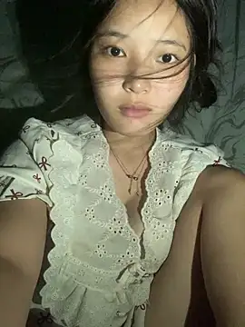 Snapshot of Suzu_xx01 chatting on July 28, 5:01 pm Suzu xx01 online show from July 28, 5:01 pm