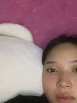 Snapshot of Suzu_xx01 chatting on July 30, 6:40 pm Suzu xx01 online show from July 30, 6:40 pm