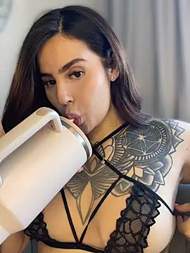 Im Anto online show from June 12, 9:25 pm