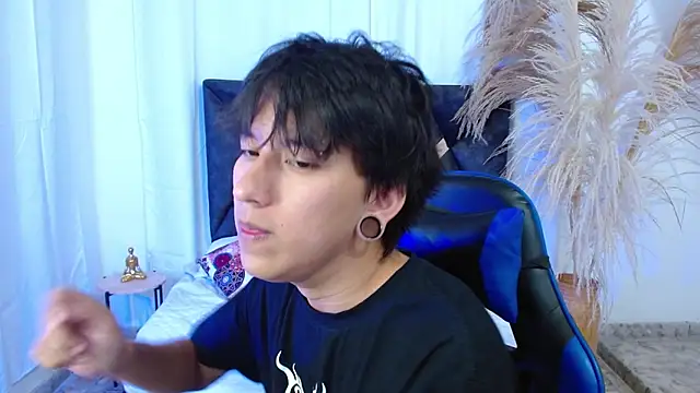 nikoo 18 online show from February 4, 2:12 pm