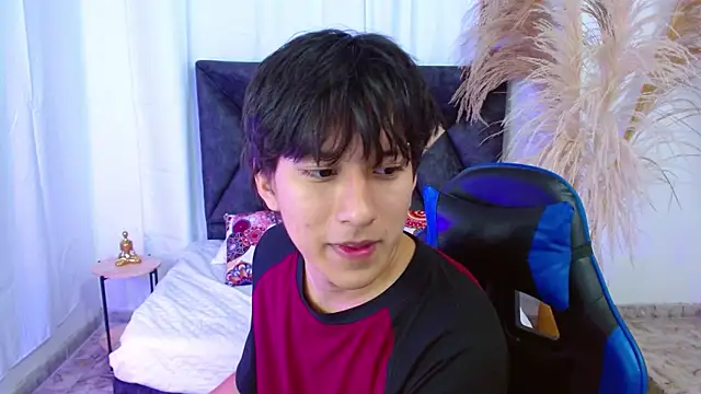 nikoo 18 online show from February 7, 1:26 pm