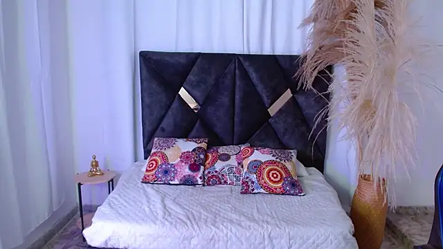 nikoo 18 online show from February 23, 1:52 pm