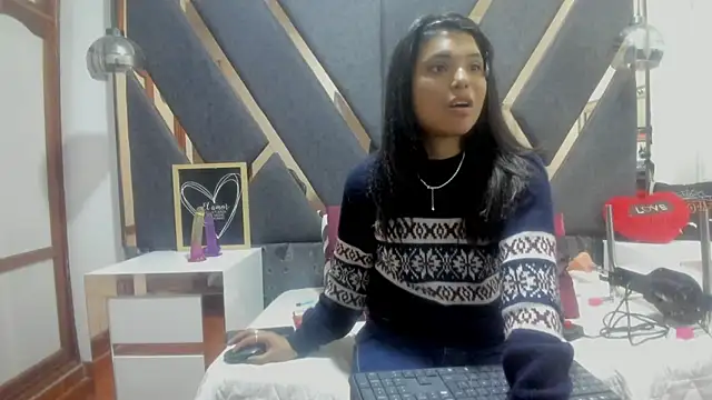 Snapshot of Maggyx chatting on June 30, 1:23 pm Maggyx online show from June 30, 1:23 pm