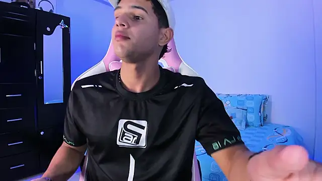 Adrian Prime  online show from February 24, 7:23 pm