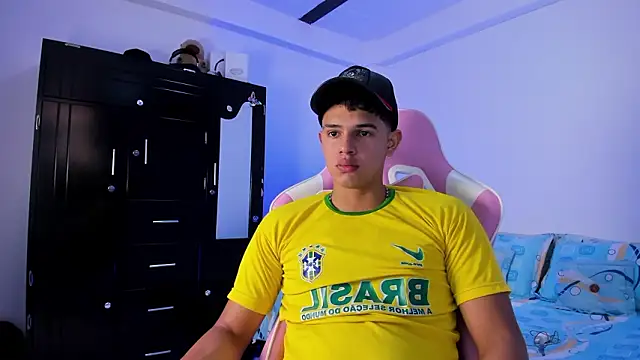 Adrian Prime  online show from February 28, 6:31 pm