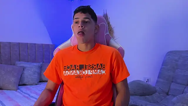 Adrian Prime  online show from June 7, 12:26 am