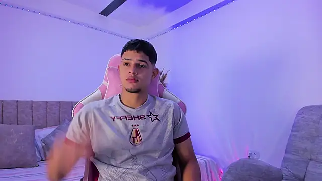 Adrian Prime  online show from July 10, 7:05 pm