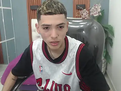 Asher costa online show from February 11, 6:24 pm