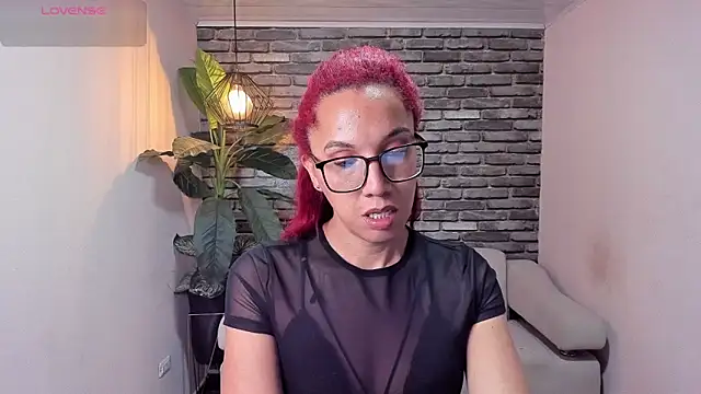 isabella star  online show from March 7, 12:24 pm