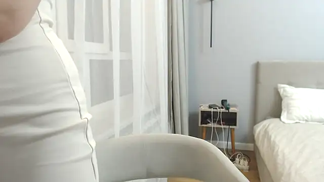 Snapshot of Tasiya chatting on June 24, 9:36 pm Tasiya online show from June 24, 9:36 pm