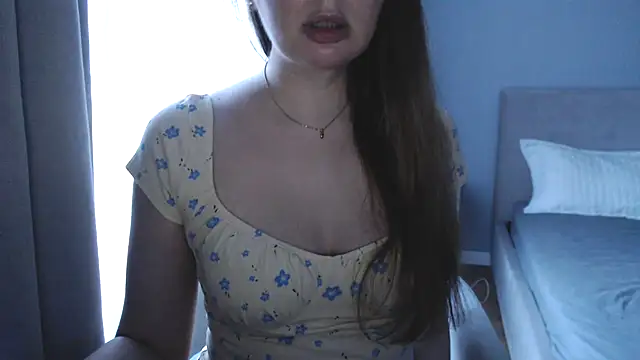 Snapshot of Tasiya chatting on July 15, 4:56 pm Tasiya online show from July 15, 4:56 pm