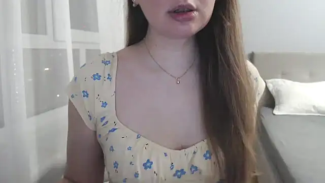 Snapshot of Tasiya chatting on July 23, 7:23 pm Tasiya online show from July 23, 7:23 pm