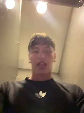 Snapshot of ARON_LUXX chatting on June 7, 5:27 pm ARON LUXX online show from June 7, 5:27 pm