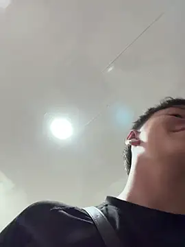 Snapshot of ARON_LUXX chatting on July 28, 7:39 pm ARON LUXX online show from July 28, 7:39 pm