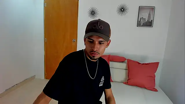 neyder sanz online show from February 5, 3:00 am