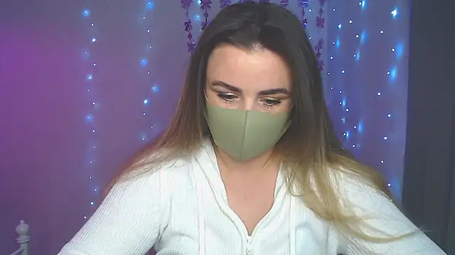Avelina1 online show from May 4, 10:00 am
