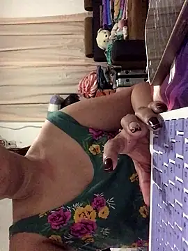 lady candy85 online show from February 5, 5:50 pm