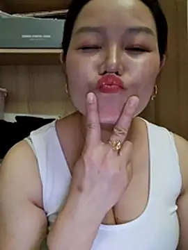 Snapshot of Jennie_dogy chatting on July 2, 12:54 am Jennie dogy online show from July 2, 12:54 am