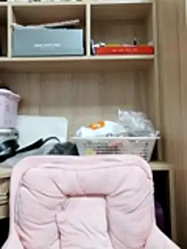 Snapshot of Jennie_dogy chatting on July 2, 3:23 am Jennie dogy online show from July 2, 3:23 am