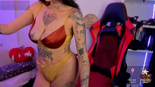 Snapshot of Lexyy_evanss1 chatting on May 4, 11:01 pm Lexyy evanss1 online show from May 4, 11:01 pm